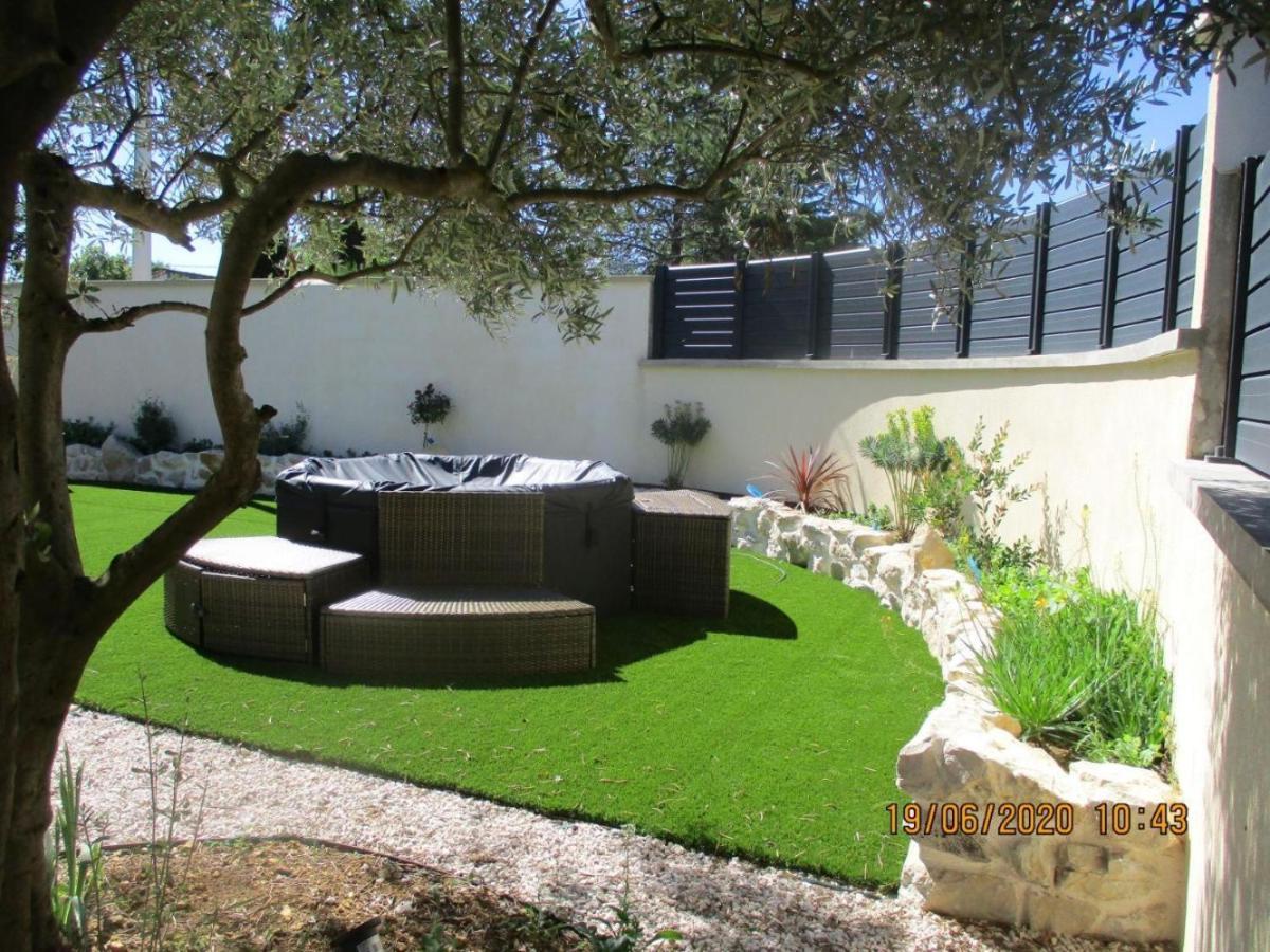 Quissac  Les Gites De L'Arbousier מראה חיצוני תמונה