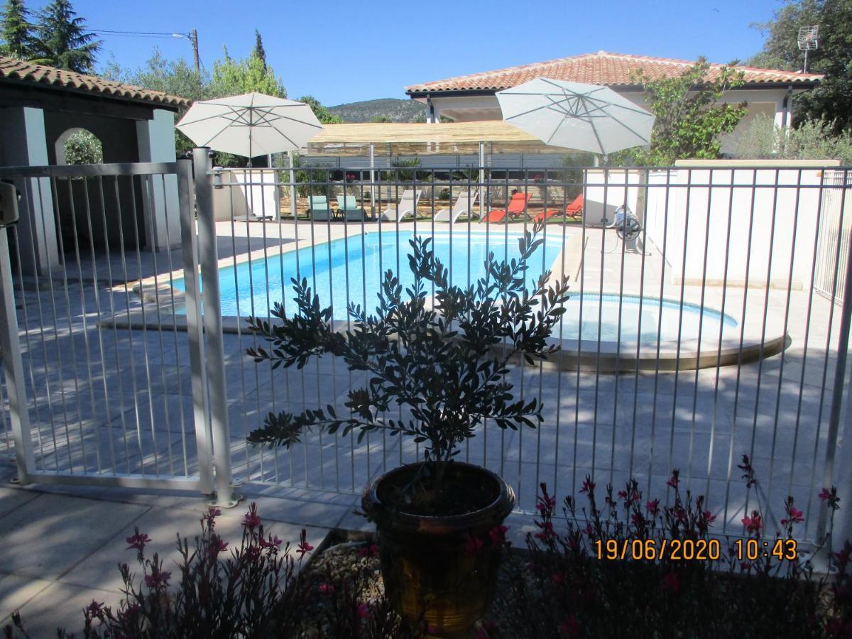 Quissac  Les Gites De L'Arbousier מראה חיצוני תמונה
